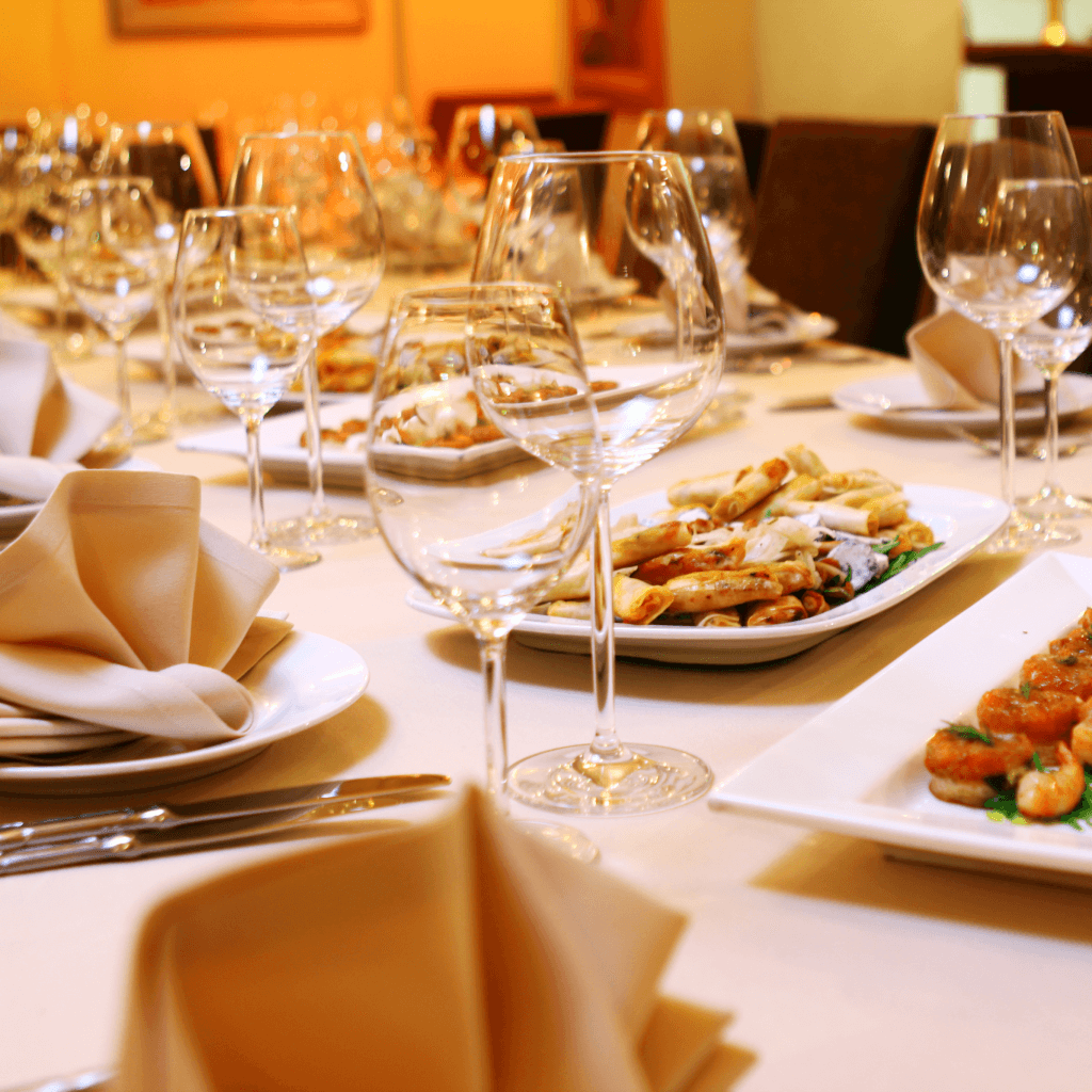 10 reasons why Naan Kabob is the best place to host business meetings