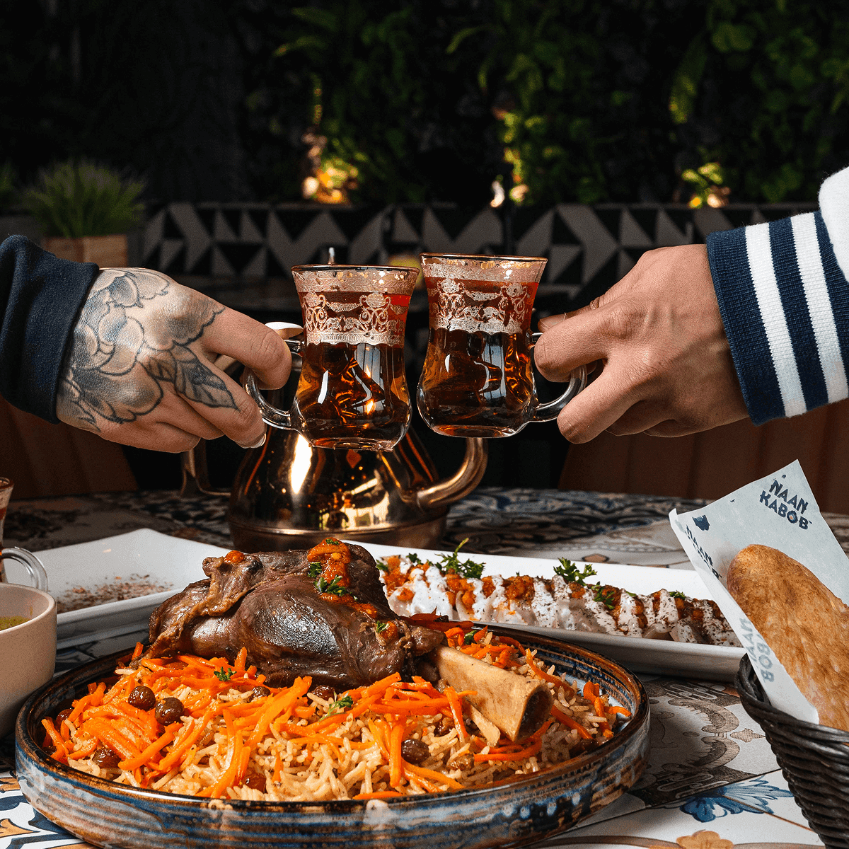 Is It the Food or the Atmosphere That Makes a Dine-In Experience Memorable?